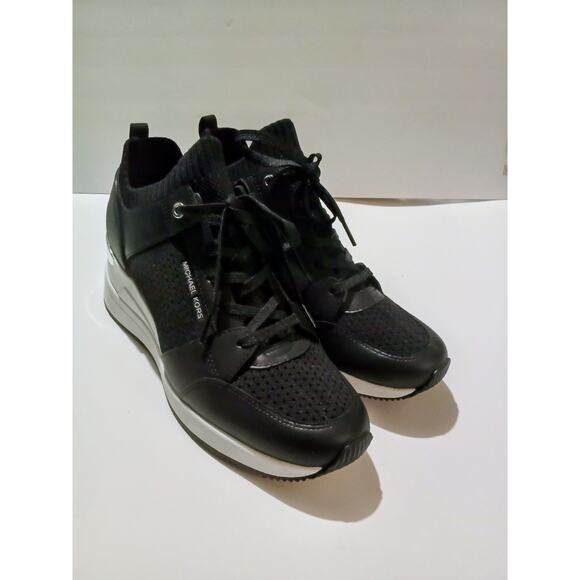 Michael Kors Women's Knit Lace-Up Trainer Sneakers Size 10 - Picture 2 of 11